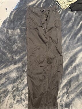 American Eagle Outfitters Black High-Rise Jogger Jeans